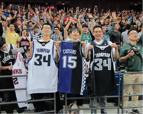 霍安-马丁内斯遭遇重伤，皇马众将纷纷送上祝福